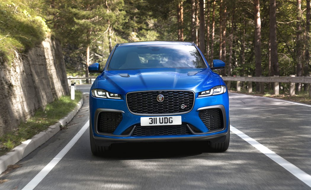 Jaguar F-Pace SVR