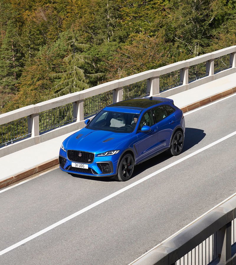 Jaguar F-Pace SVR