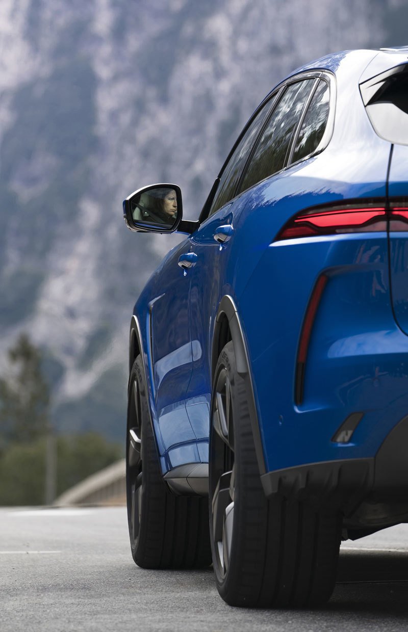 Jaguar F-Pace SVR