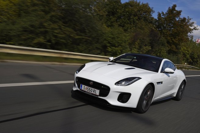 Jaguar F-Type 2.0 Turbo R-Dynamic