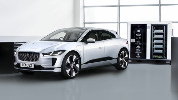 Jaguar Land Rover má nové využití pro staré baterie elektromobilů