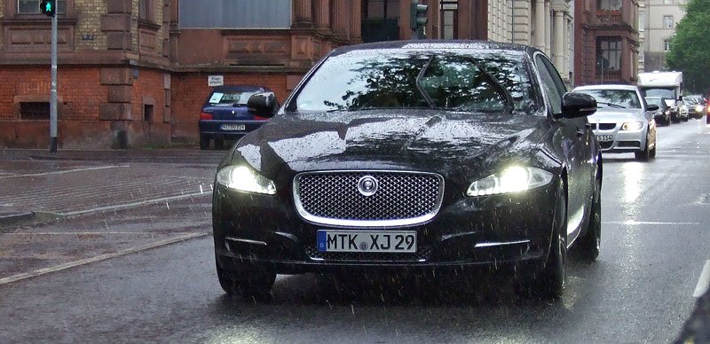 Jaguar XJ