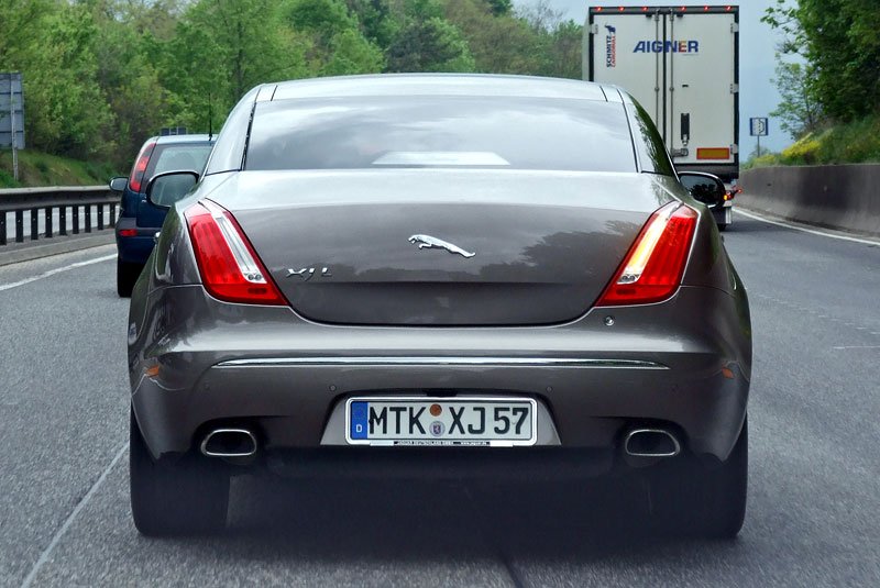 Jaguar XJ