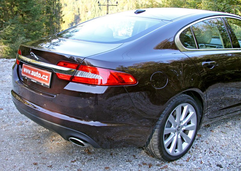 Jaguar XF - jízdní dojmy