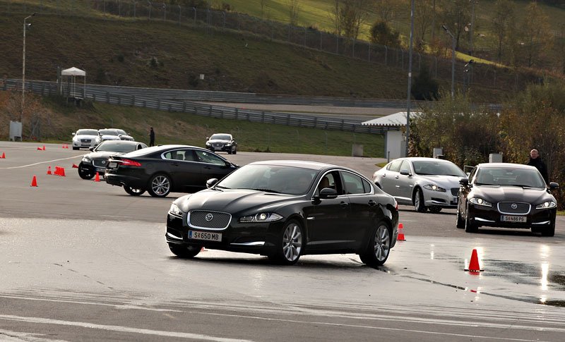 Jaguar XF - jízdní dojmy