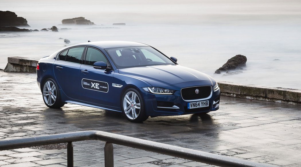 Jaguar XE