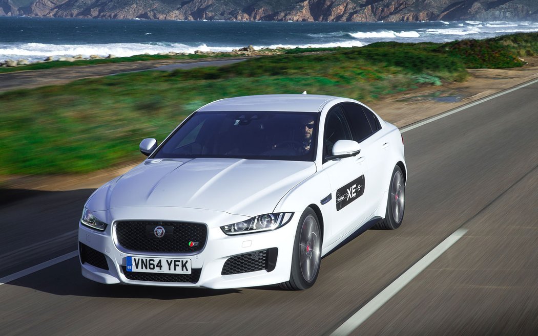 Jaguar XE