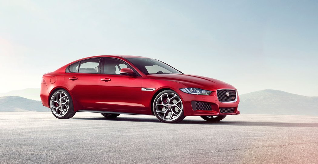 Jaguar XE