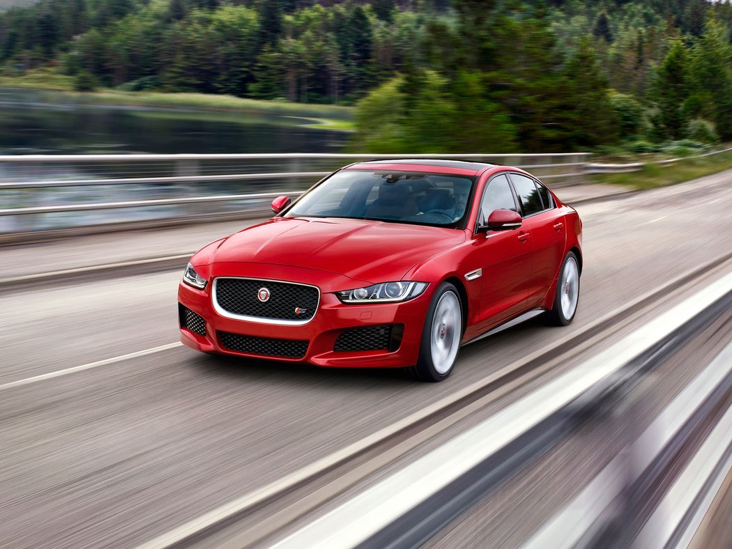 Jaguar XE