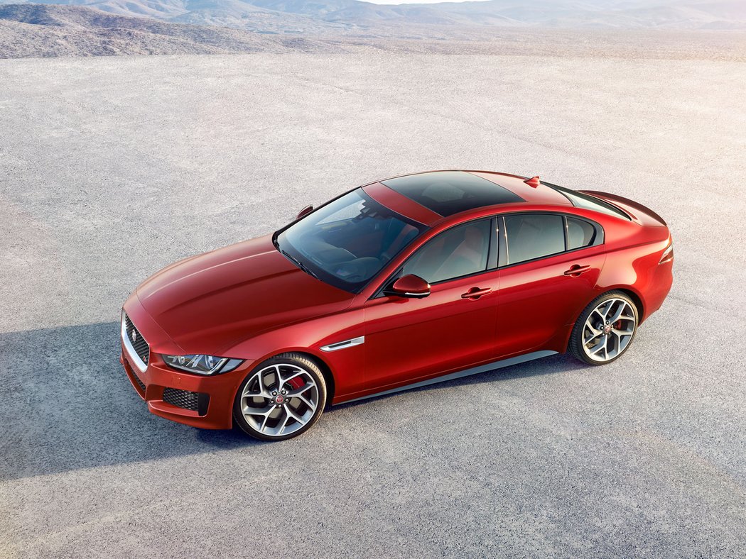 Jaguar XE