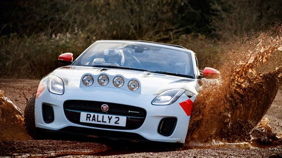 TEST Krocení zlé šelmy: Řídili jsme Jaguar F-Type Rally, jedno ze dvou aut postavených jen tak pro radost