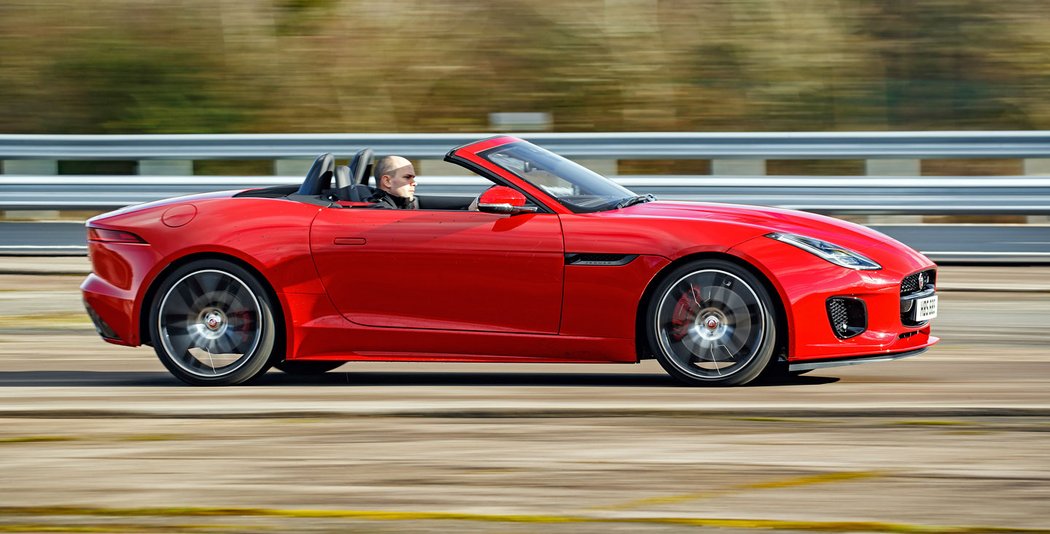 Jaguar F-Type AWD