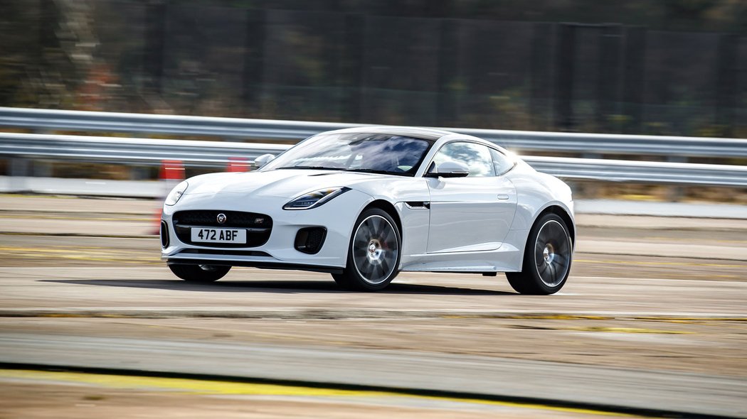 Jaguar F-Type RWD