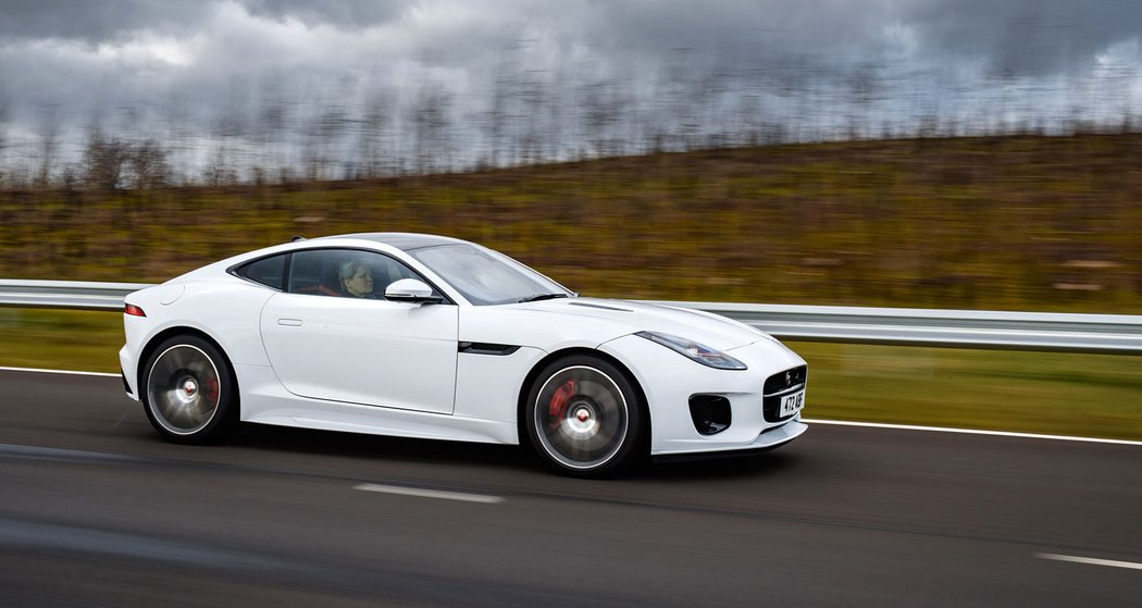 Jaguar F-Type RWD