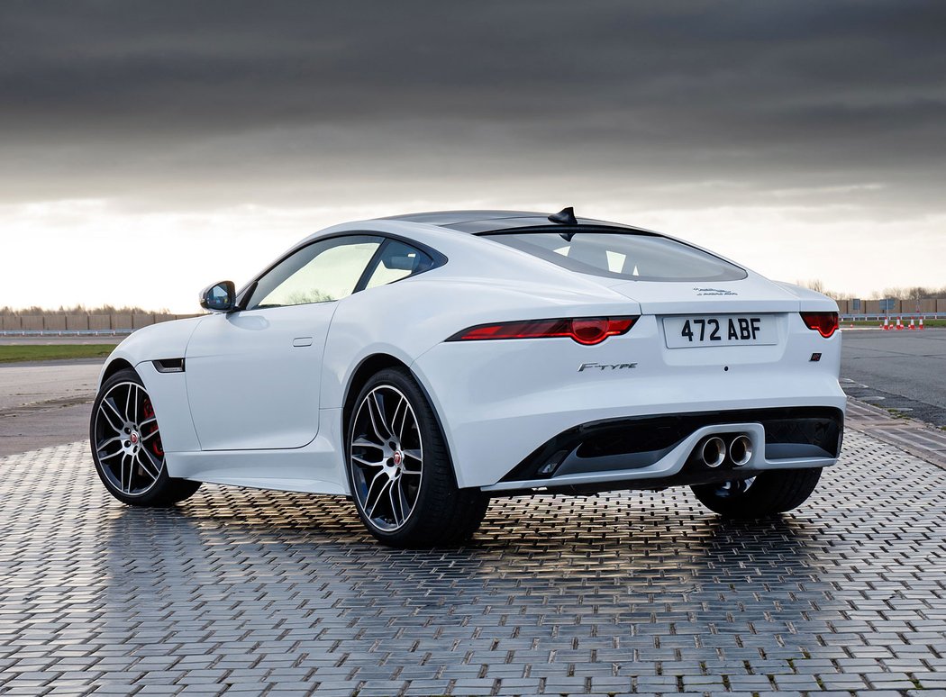 Jaguar F-Type RWD