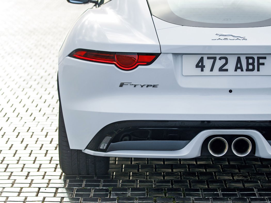 Jaguar F-Type RWD