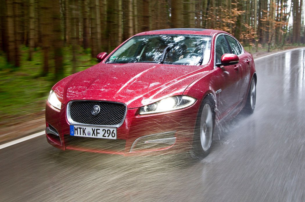 Jaguar XF