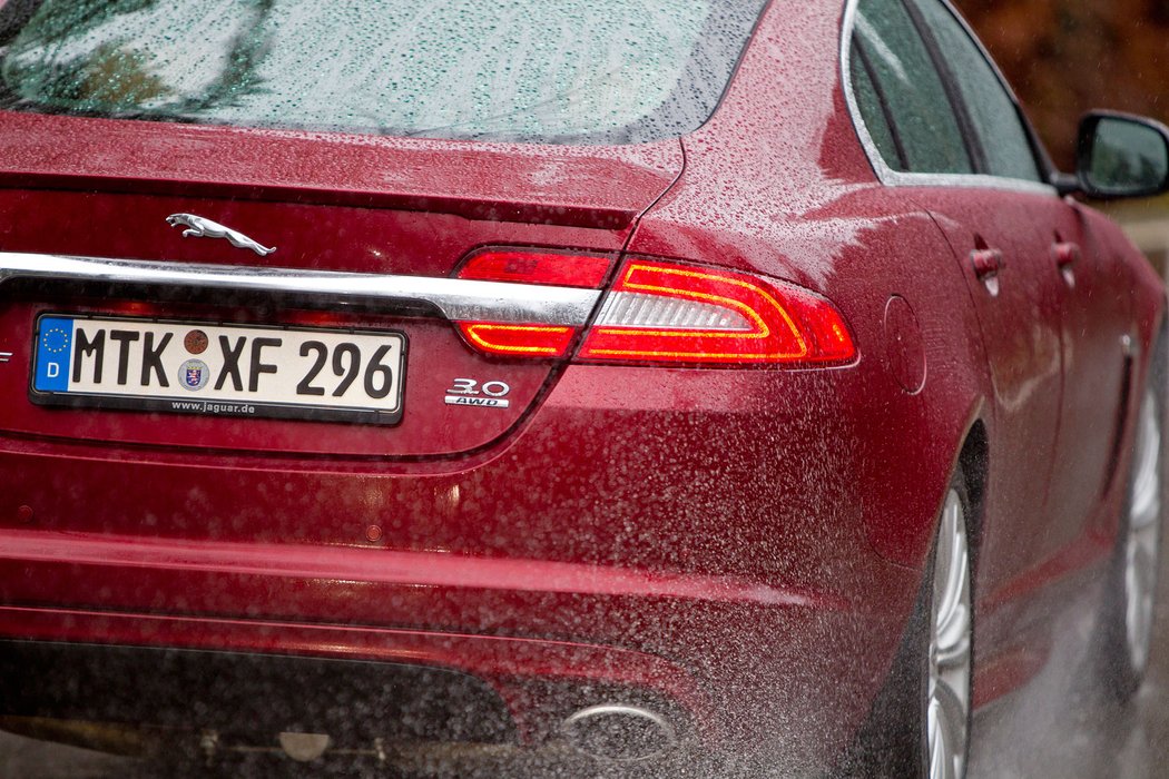 Jaguar XF