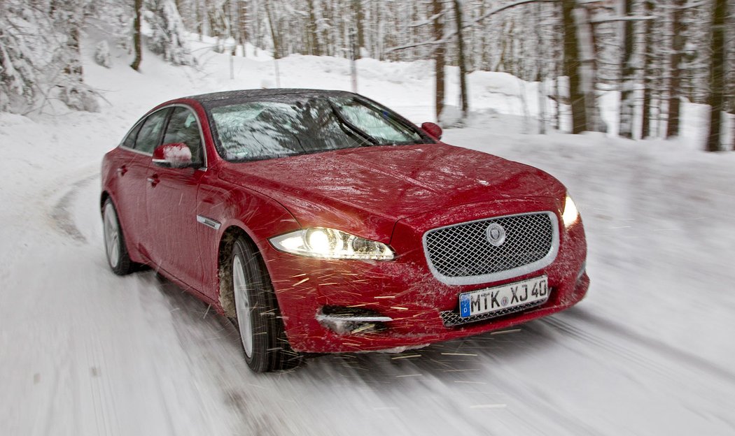 Jaguar XJ