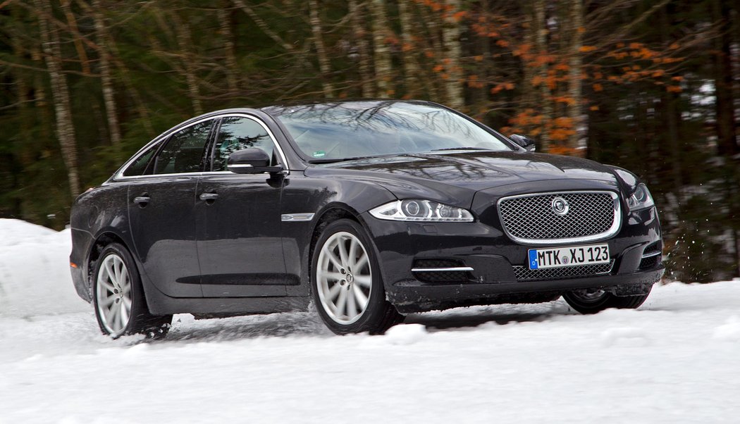 Jaguar XJ