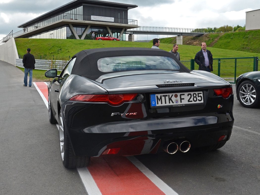 Jaguar F-Type