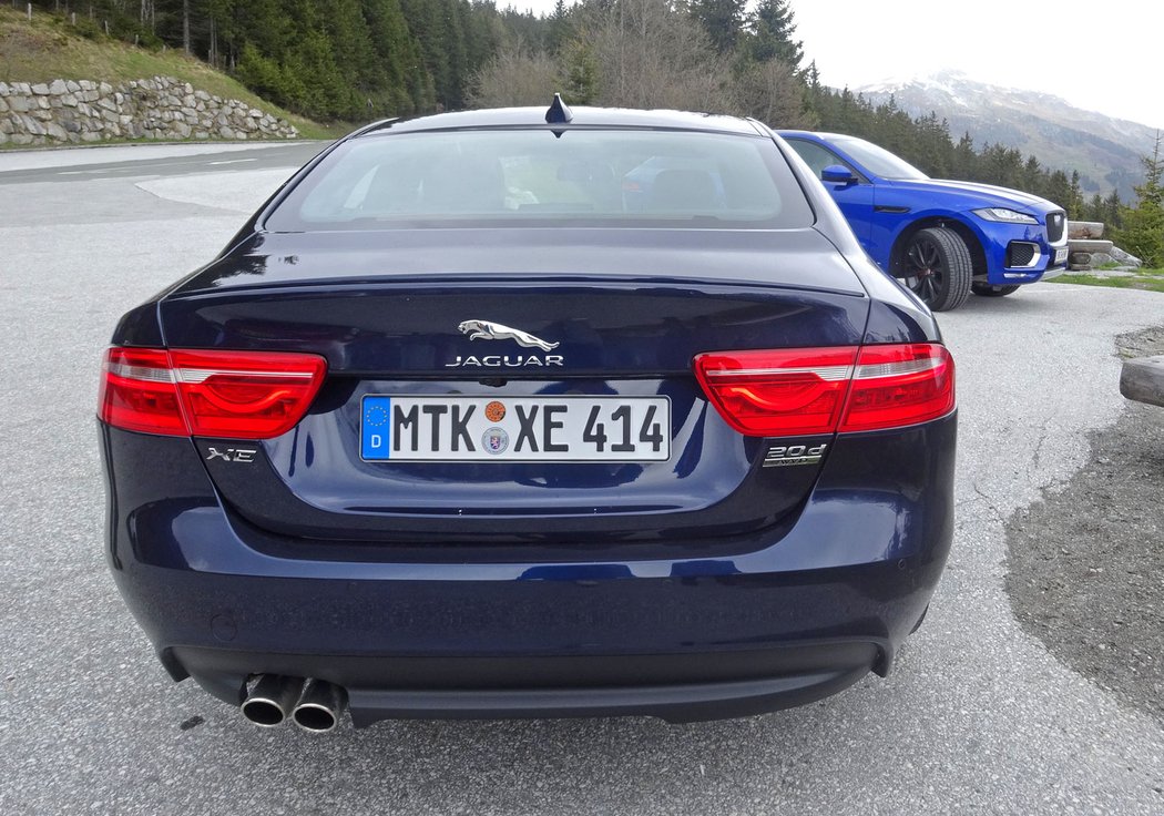 Jaguar XE