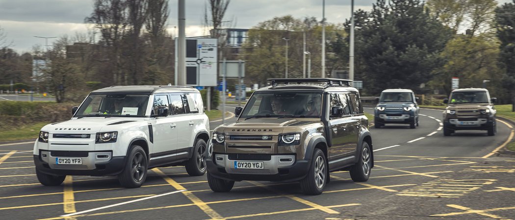 Jaguar Land Rover spojil síly Červeným křížem