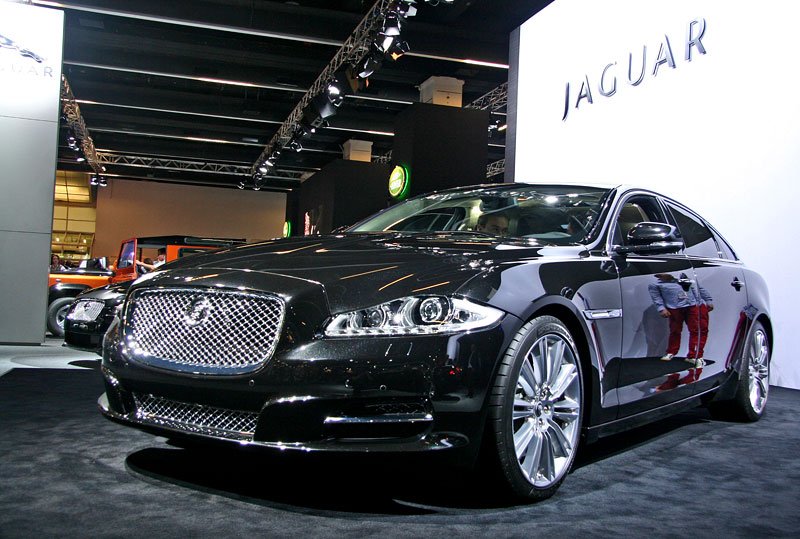 Jaguar XJ