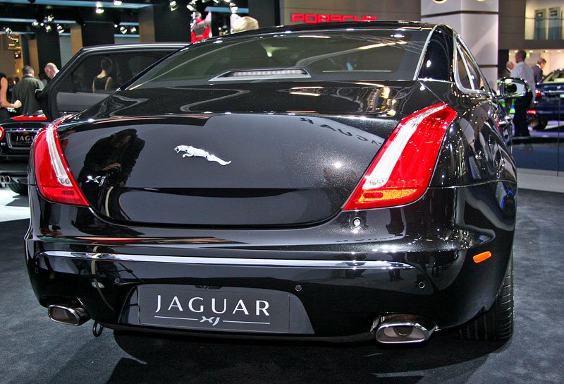 Jaguar XJ