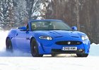 Video: Jaguar XKR-S Convertible se ženou za volantem na ledu