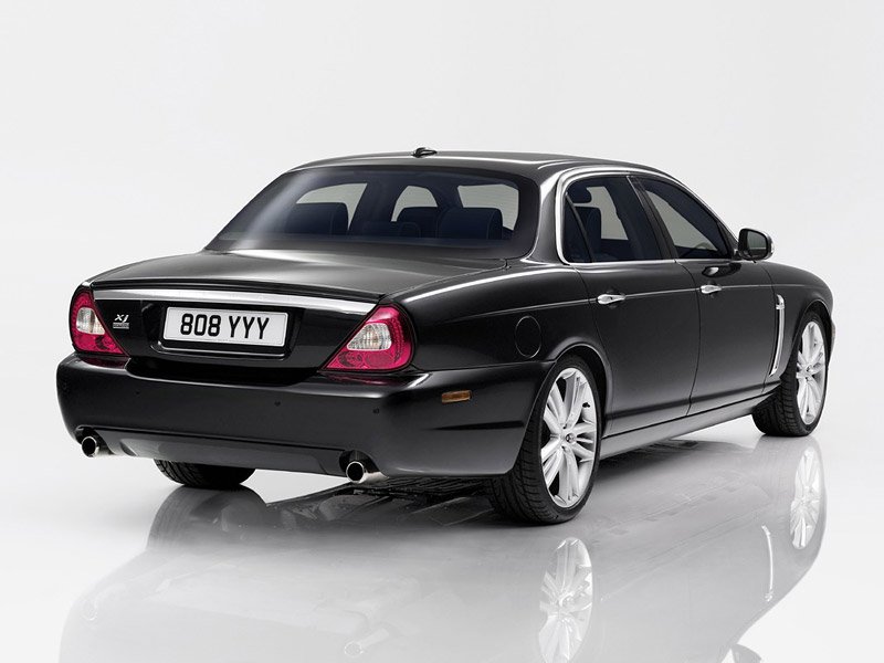 Jaguar XJ