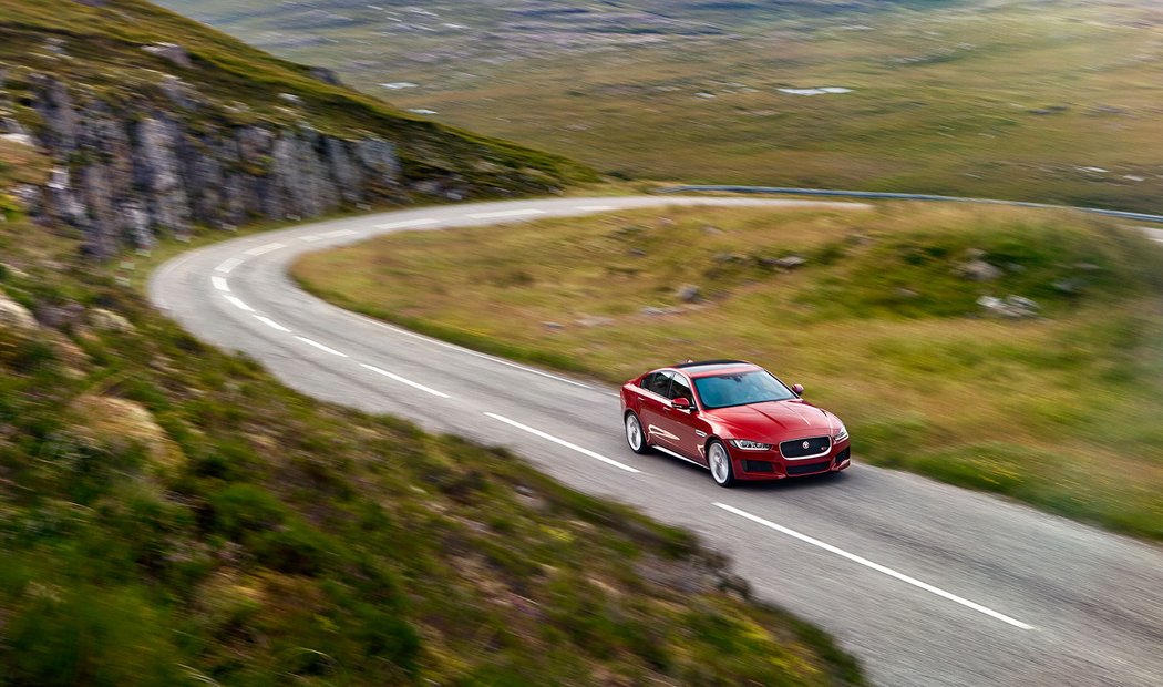 Jaguar XE