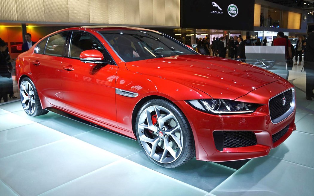 Jaguar XE