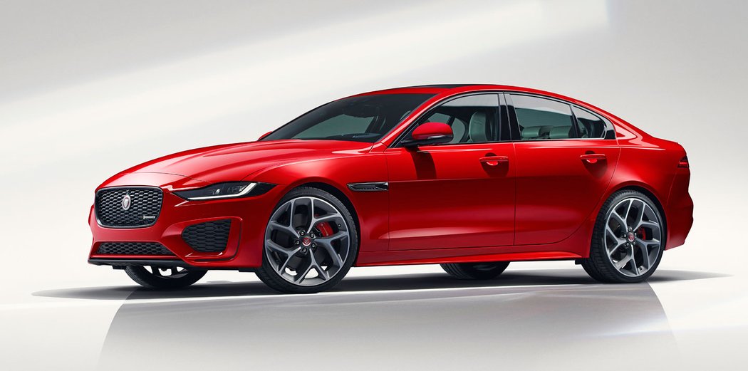 Jaguar XE