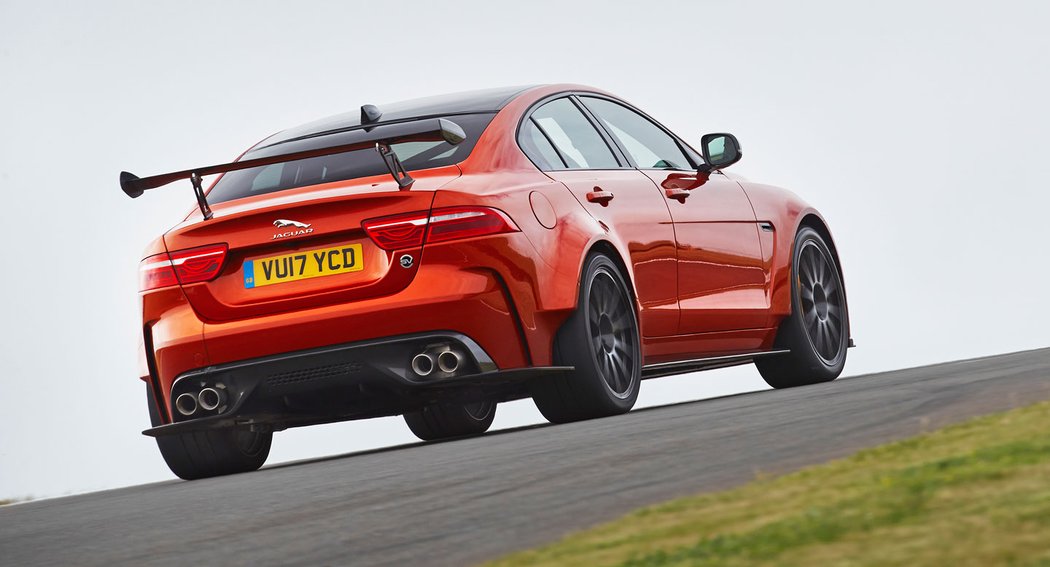 Jaguar XE SV Project 8