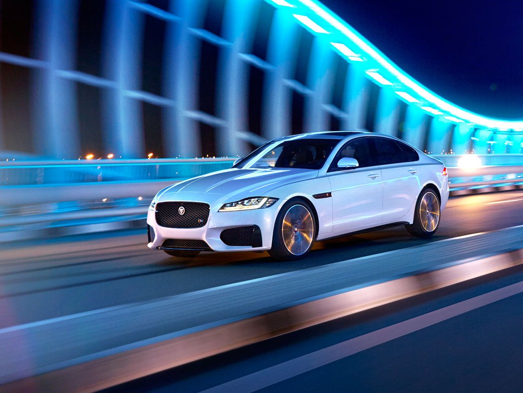 Jaguar XF