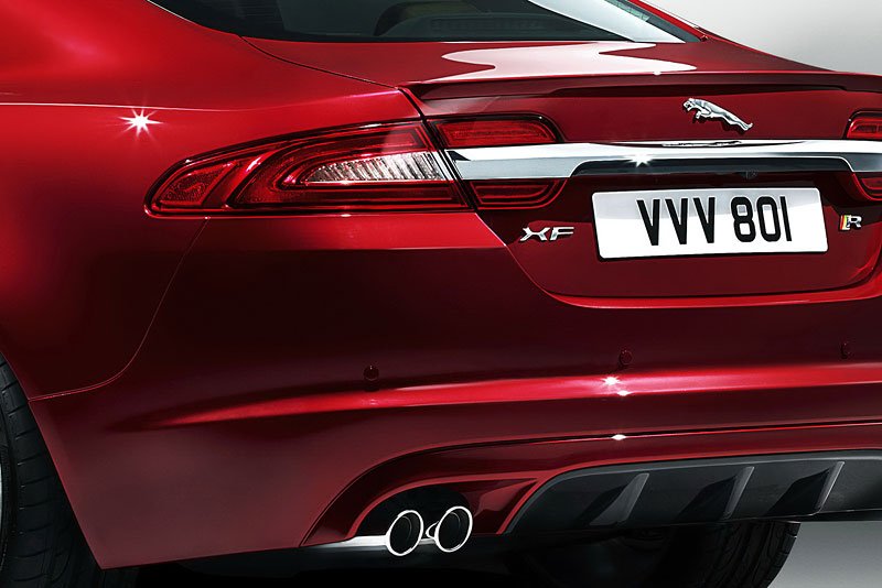 jaguar novemodely vyssistredni