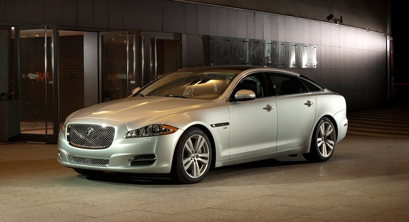 Jaguar XJ