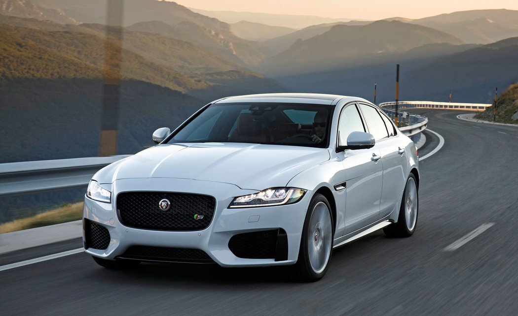 Jaguar XF