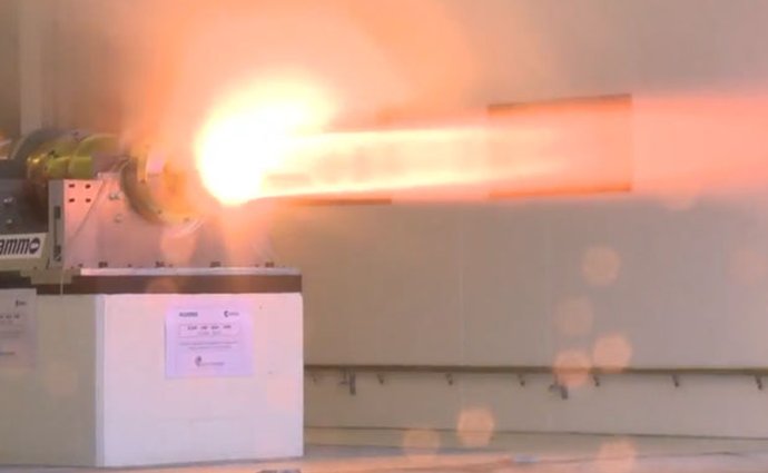 Video: Podívejte se, jak se testuje raketový motor pro Bloodhound SSC