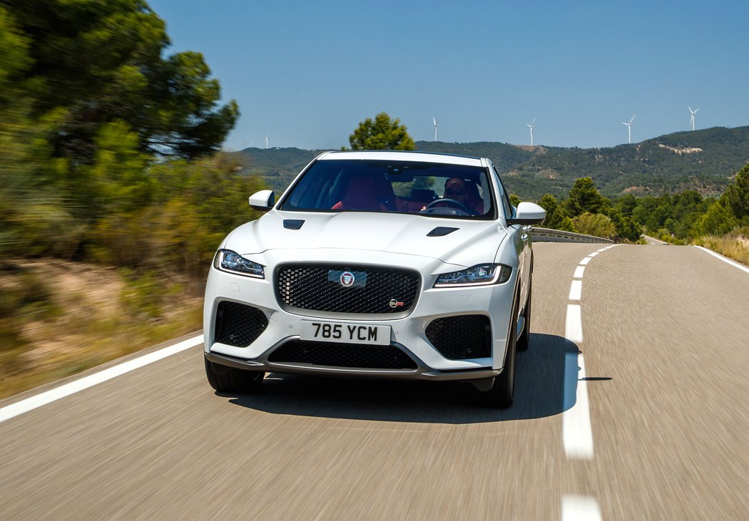 Jaguar F-Pace SVR