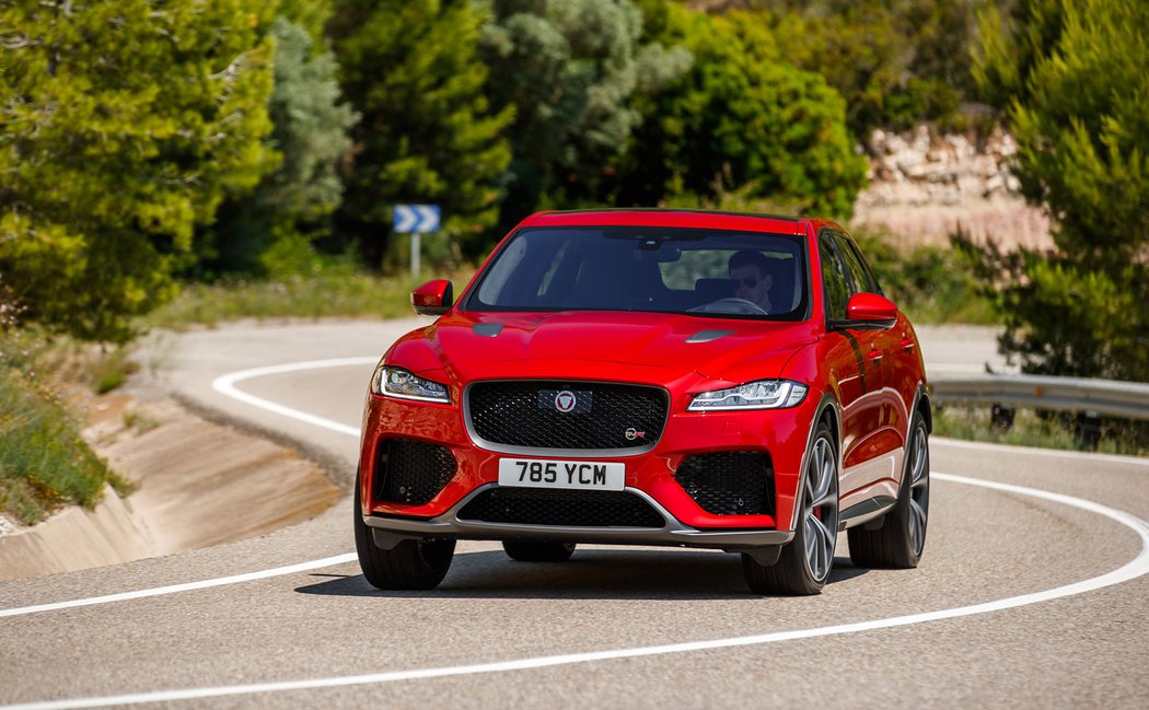 Jaguar F-Pace SVR