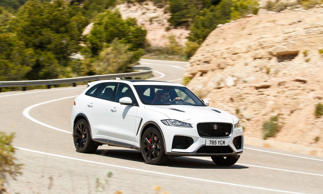 Jaguar F-Pace SVR