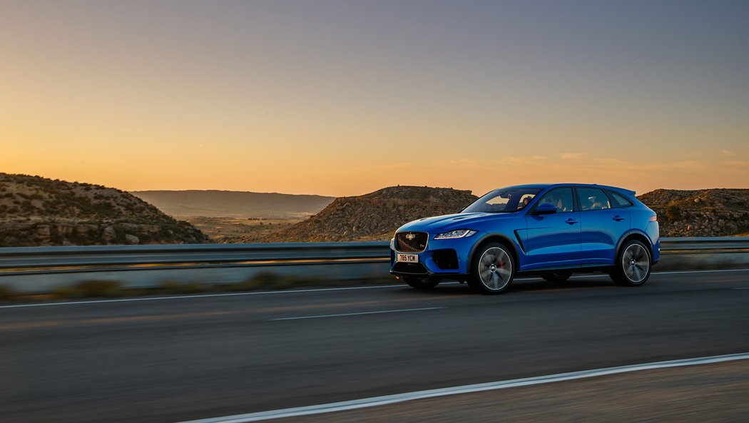 Jaguar F-Pace SVR