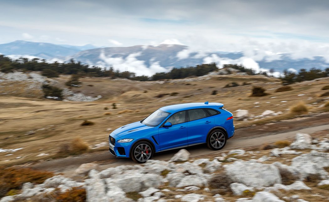 Jaguar F-Pace SVR