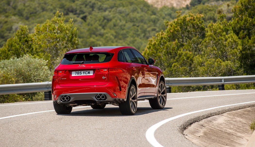 Jaguar F-Pace SVR