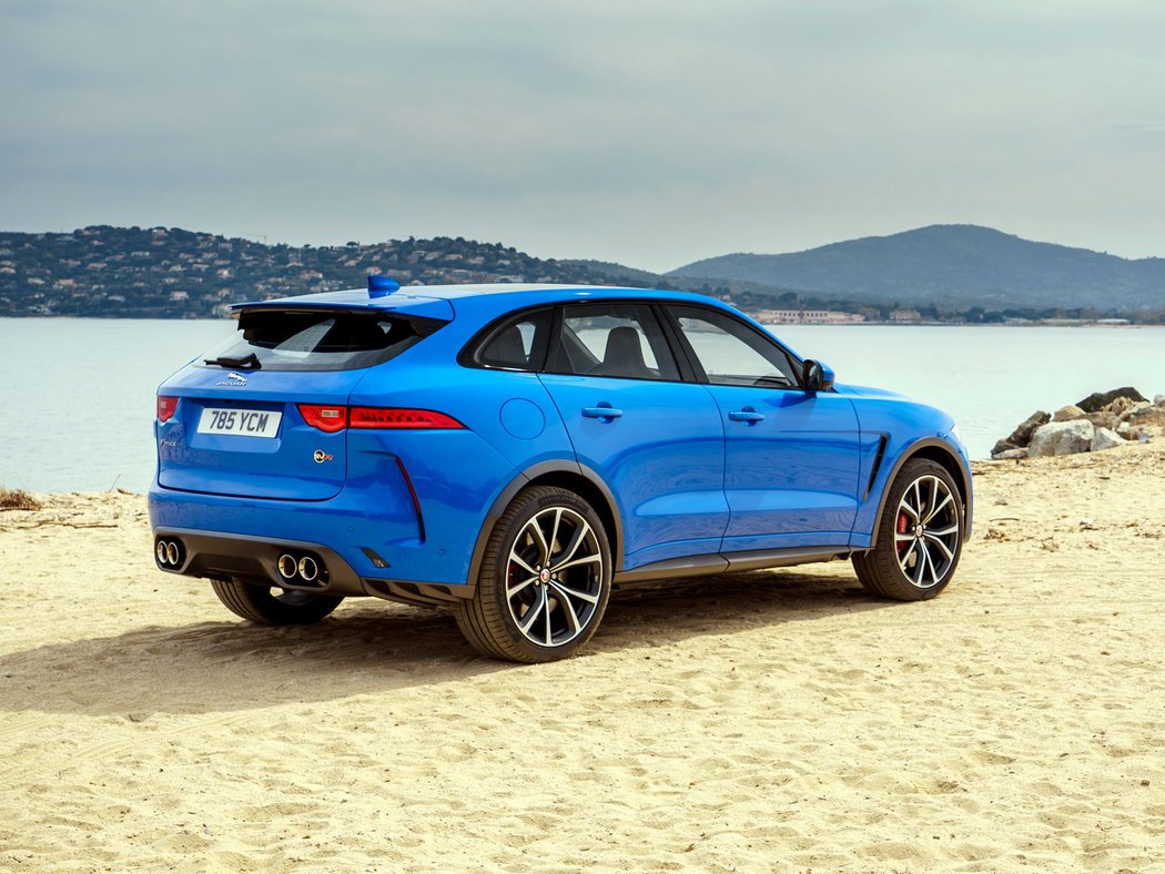 Jaguar F-Pace SVR