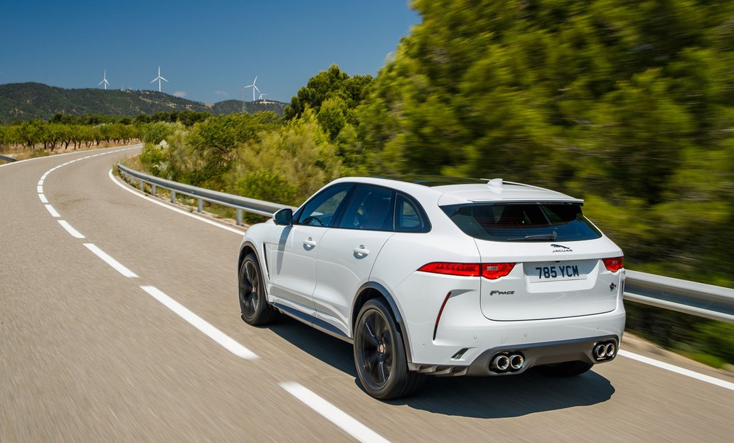 Jaguar F-Pace SVR