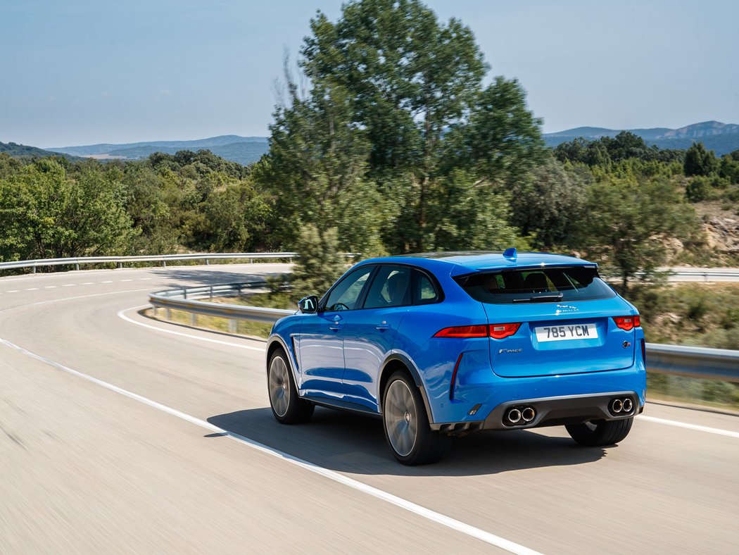 Jaguar F-Pace SVR