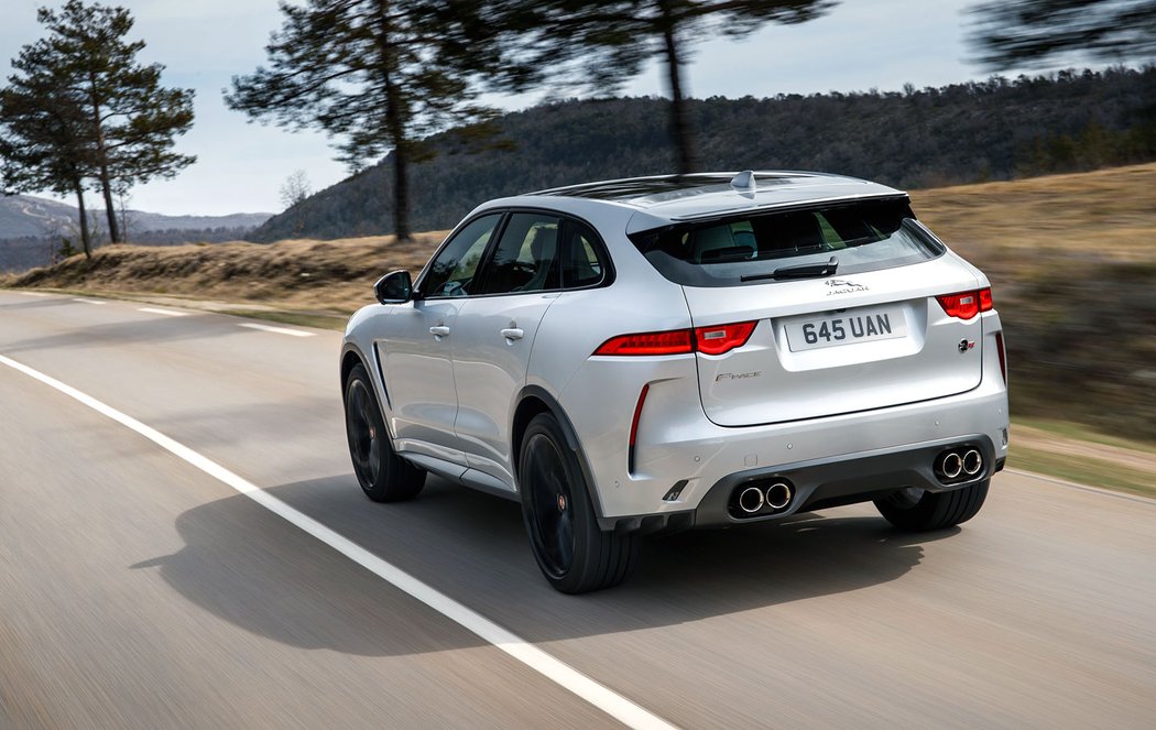 Jaguar F-Pace SVR